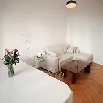 Apartament Center - Spacious Luxury With Air Conditioning *