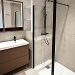 Center - Spacious Luxury With Air Conditioning Apartament *