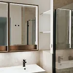 Apartament Center - Spacious Luxury With Air Conditioning