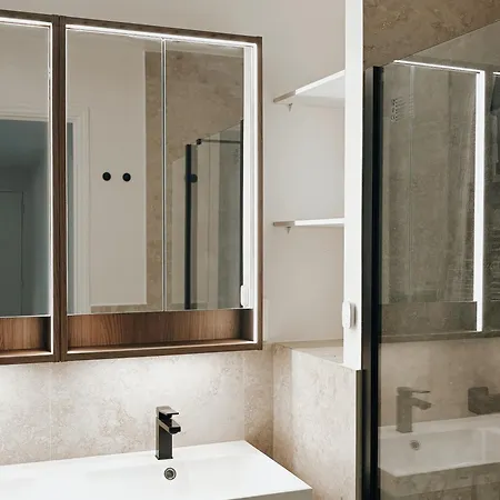 Διαμέρισμα Center - Spacious Luxury With Air Conditioning