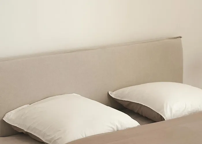 Center - Spacious Luxury With Air Conditioning