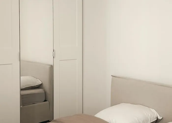 Center - Spacious Luxury With Air Conditioning Appartamento *