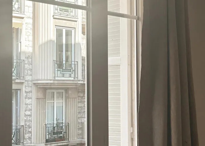 Center - Spacious Luxury With Air Conditioning Nizza